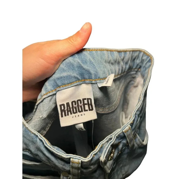 THE RAGGED PRIEST  Mom Jeans In Light - Picture 3 of 8